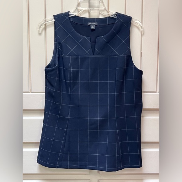 Ann Taylor Tops - Ann Taylor Navy Grid Pattern, Short sleeve Blouse, size 4